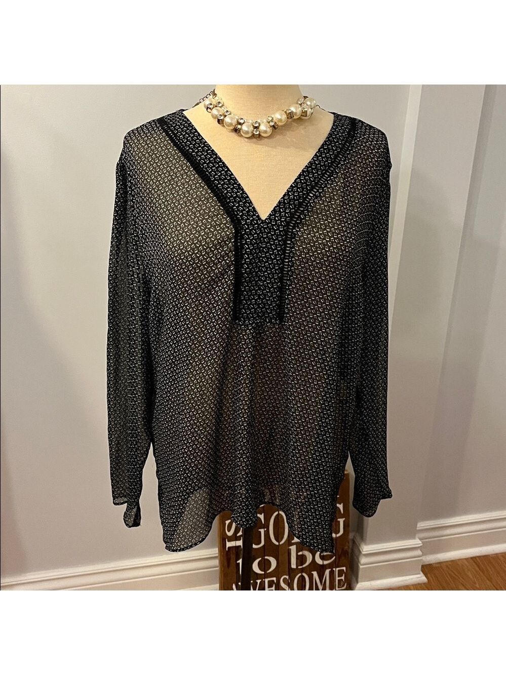 😍SHOW SPECIAL - JOE FRESH Black and White with Piping Detail Blouse Plus size XL - Picture 2 of 7